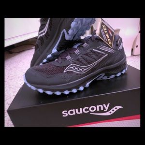 NWT Saucony Women’s TR13 Excursion Shoes